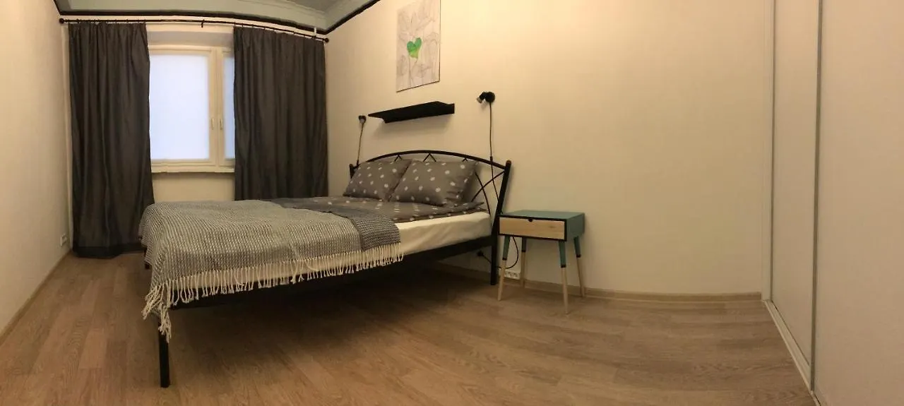 S88 Apartment-Комфортабельные Апартаменты Рядом Станция Mетро Университет Near Train Station Airport Kyiv City Center Botanical Garden Apartment