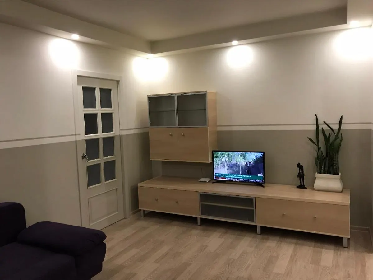 S88 Apartment-Комфортабельные Апартаменты Рядом Станция Mетро Университет Near Train Station Airport Kyiv City Center Botanical Garden 0*,