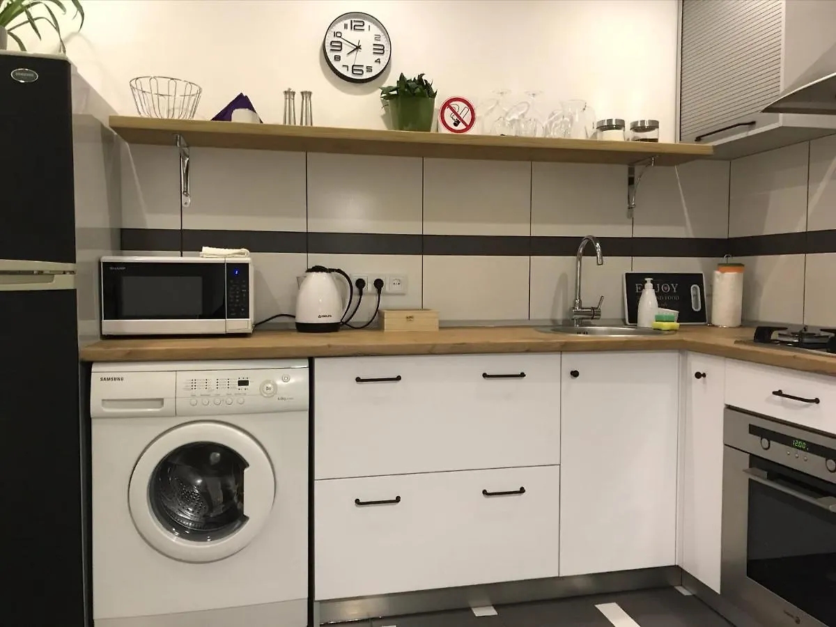 Apartment S88 Apartment-Комфортабельные Апартаменты Рядом Станция Mетро Университет Near Train Station Airport Kyiv City Center Botanical Garden