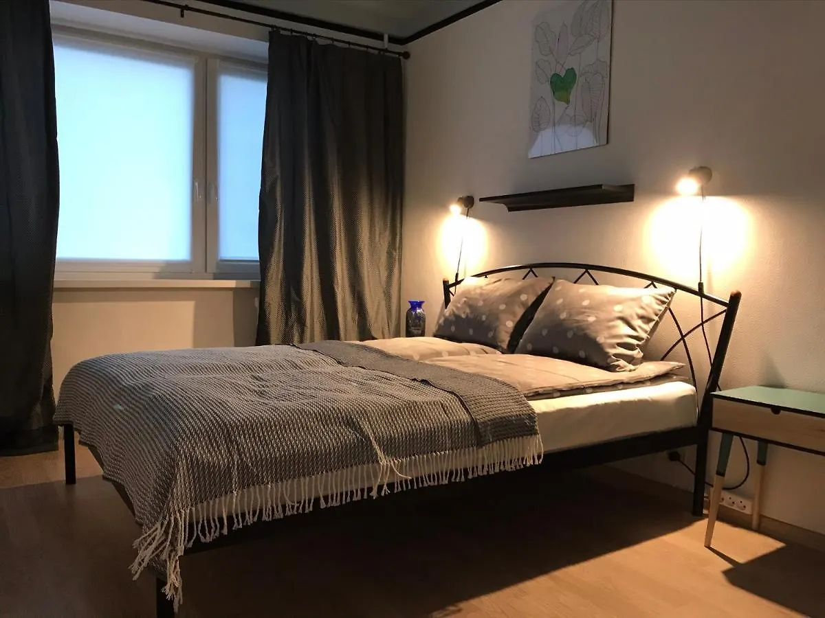 S88 Apartment-Комфортабельные Апартаменты Рядом Станция Mетро Университет Near Train Station Airport Kyiv City Center Botanical Garden location